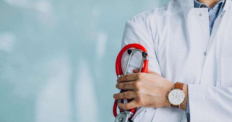 Doctor holding a stethoscope, representing the significance of timely submission of caste validity certificates for SEBC/OBC students for admissions into medical and AYUSH courses.